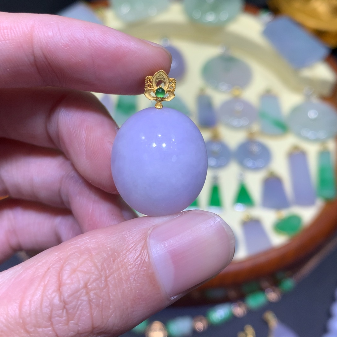 翡翠吊坠(不含链)18K金镶嵌