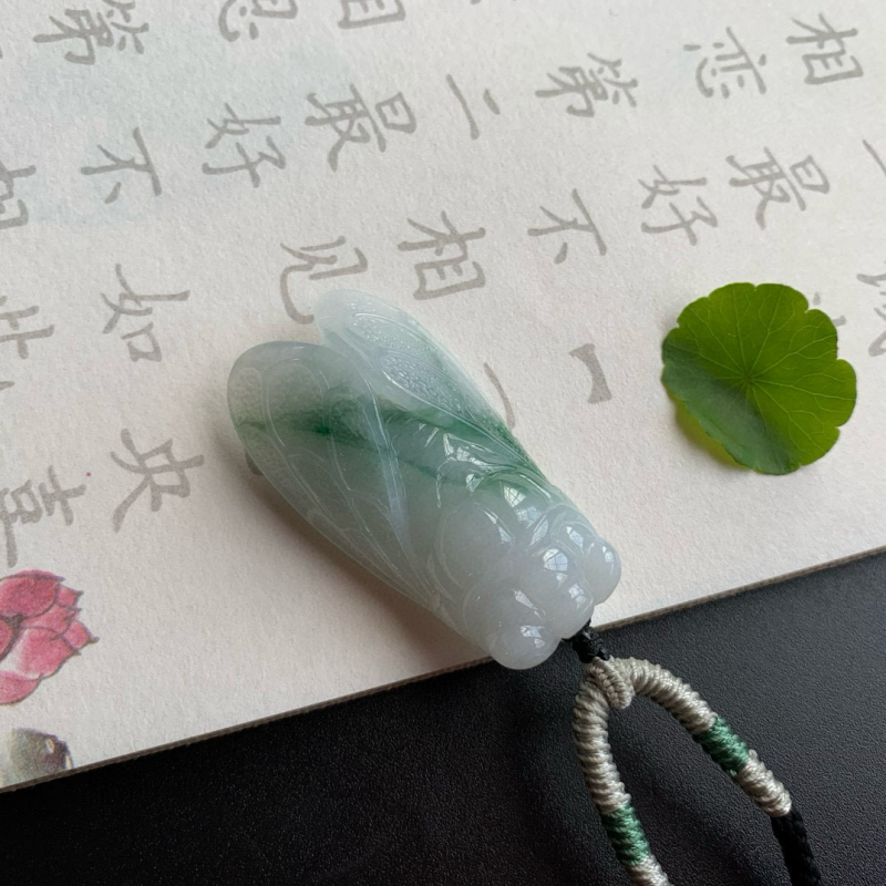 缅甸翡翠吊坠《一鸣惊人》D93
