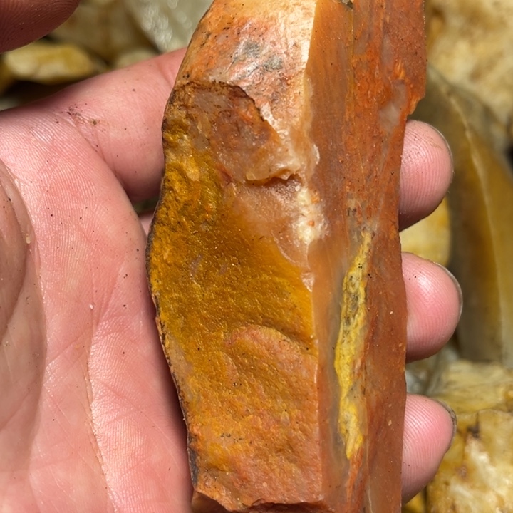 田黄石122克昌化田黄石