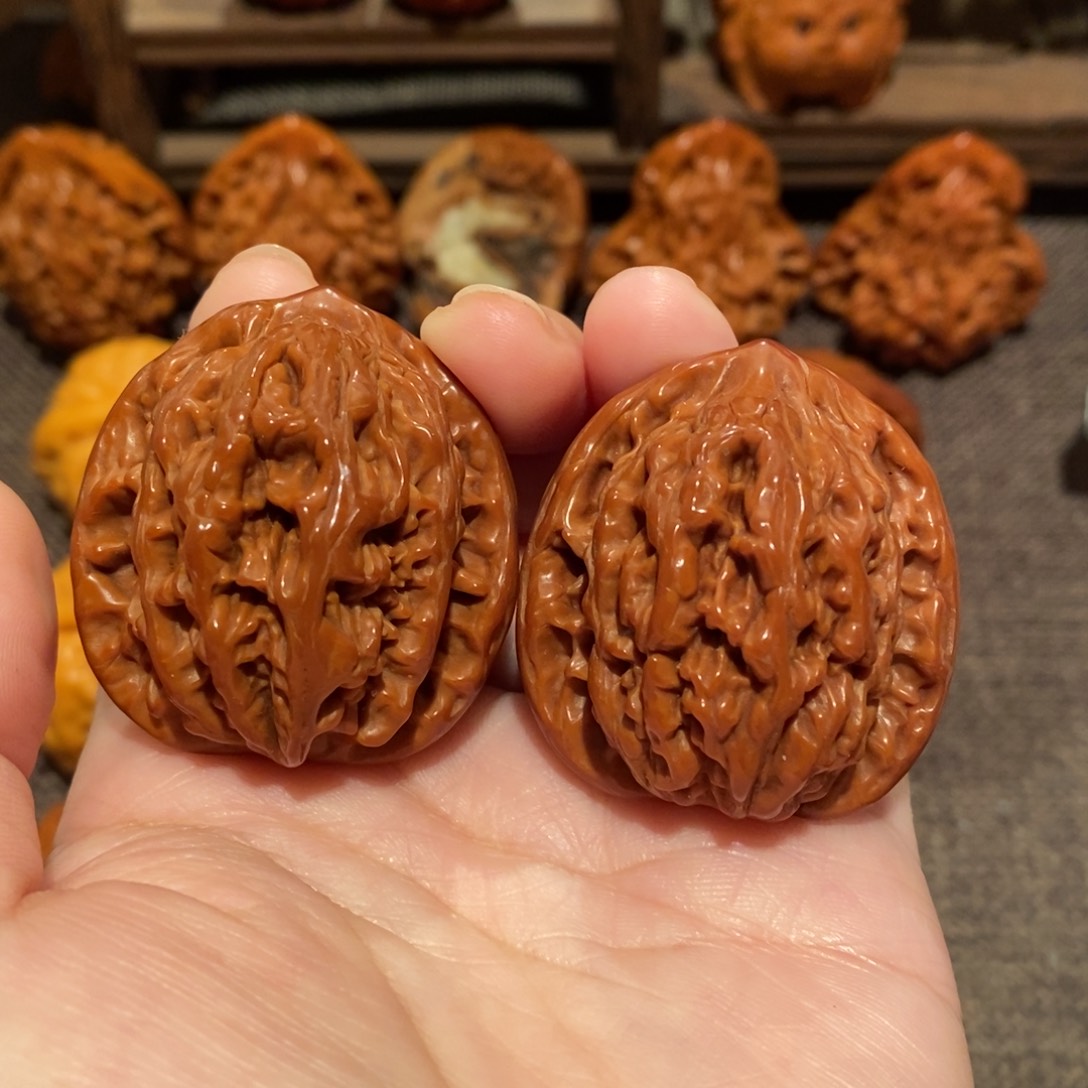 文玩核桃吊坠37虎头406