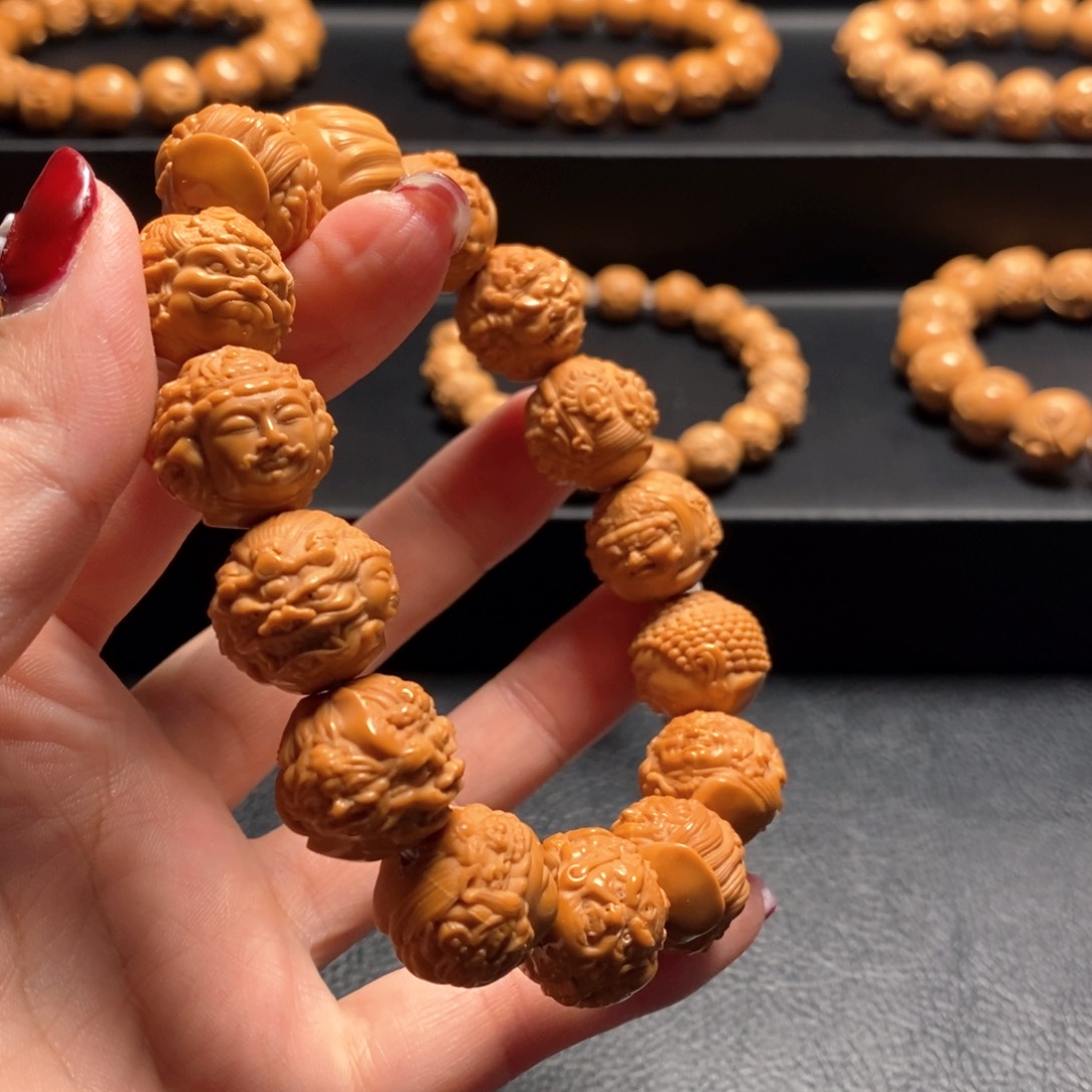 猴头核桃手串?****乖三面佛