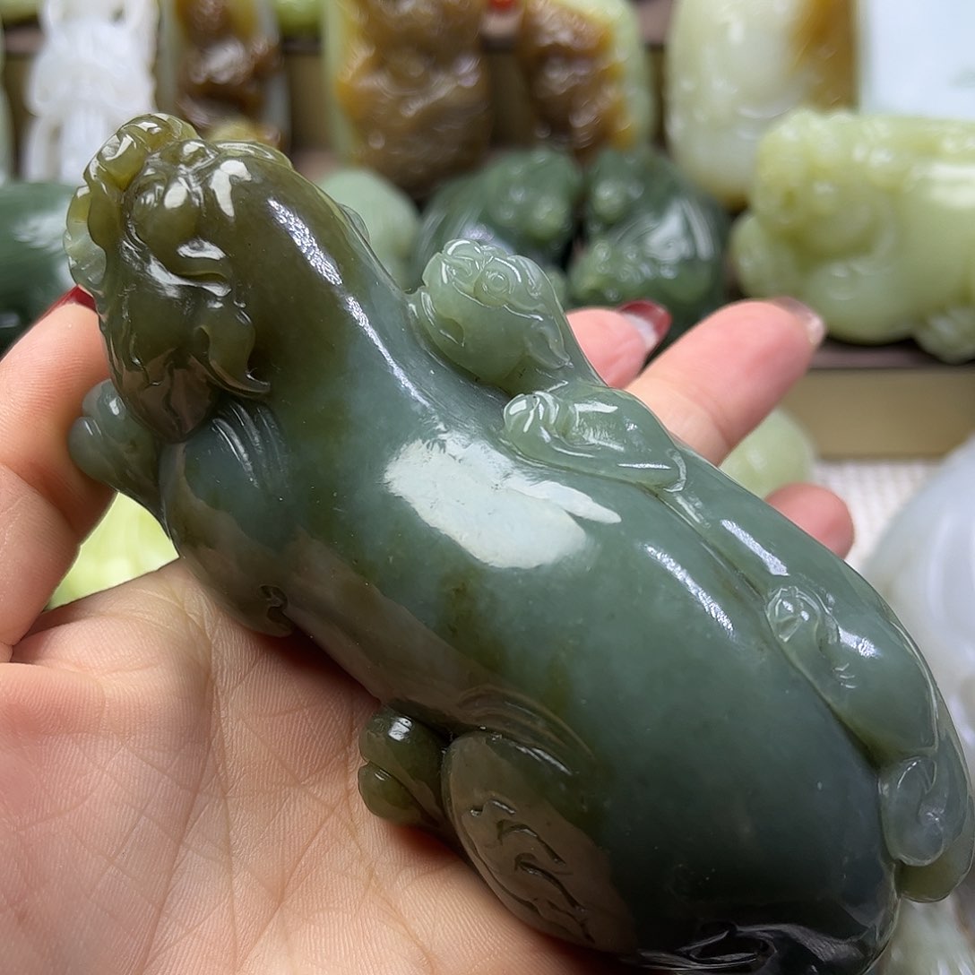 和田玉挂件未镶嵌