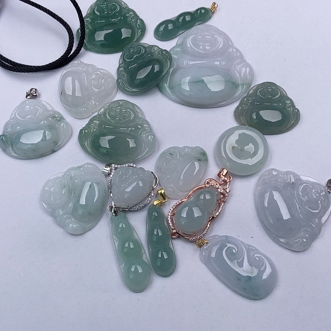 翡翠颈饰未镶嵌翡翠