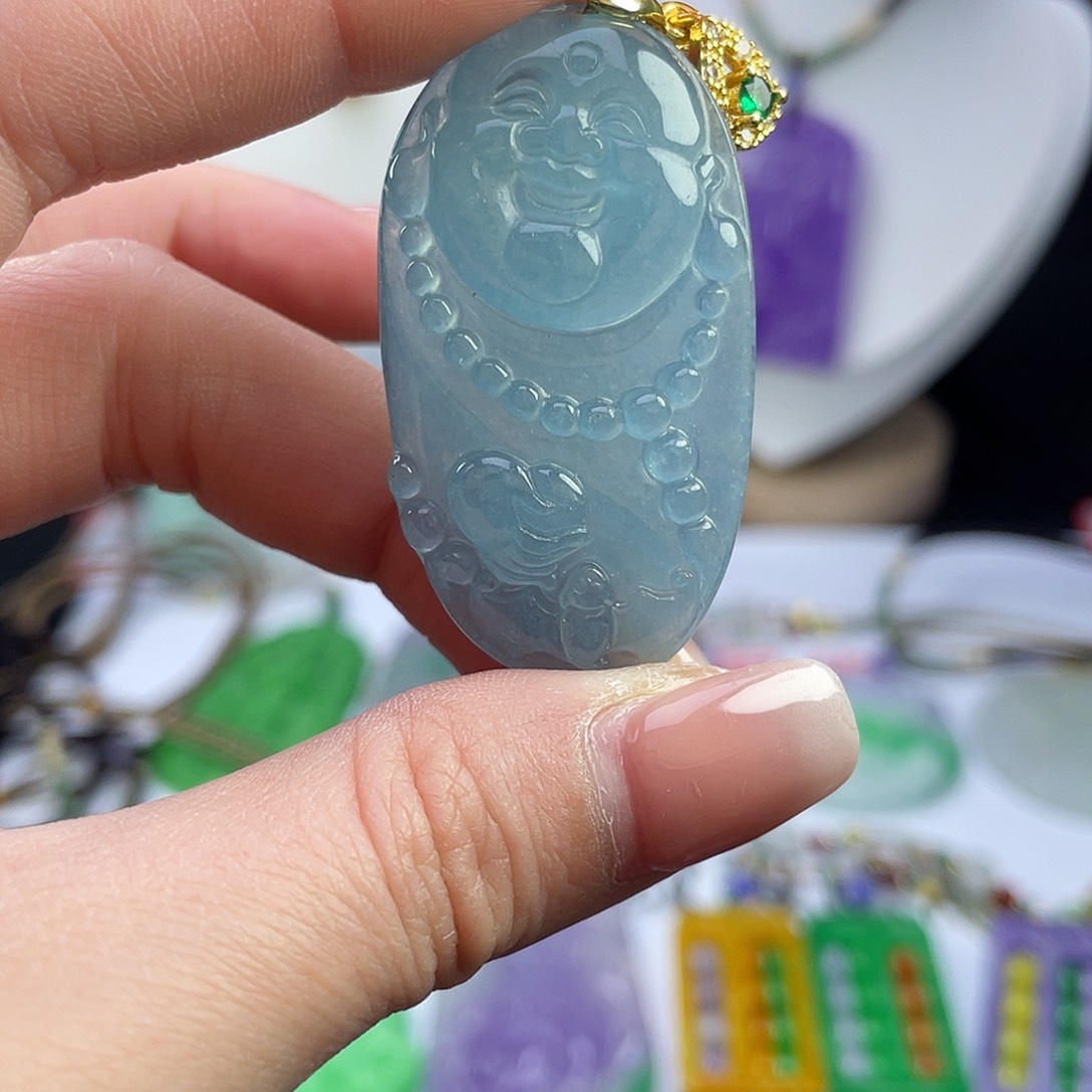 翡翠未镶嵌吊坠(赠链)