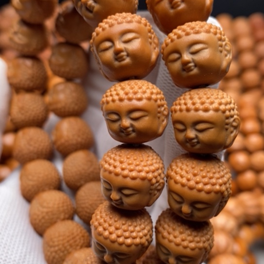 【闪购商品】吊坠猴头核桃刚宝宝佛