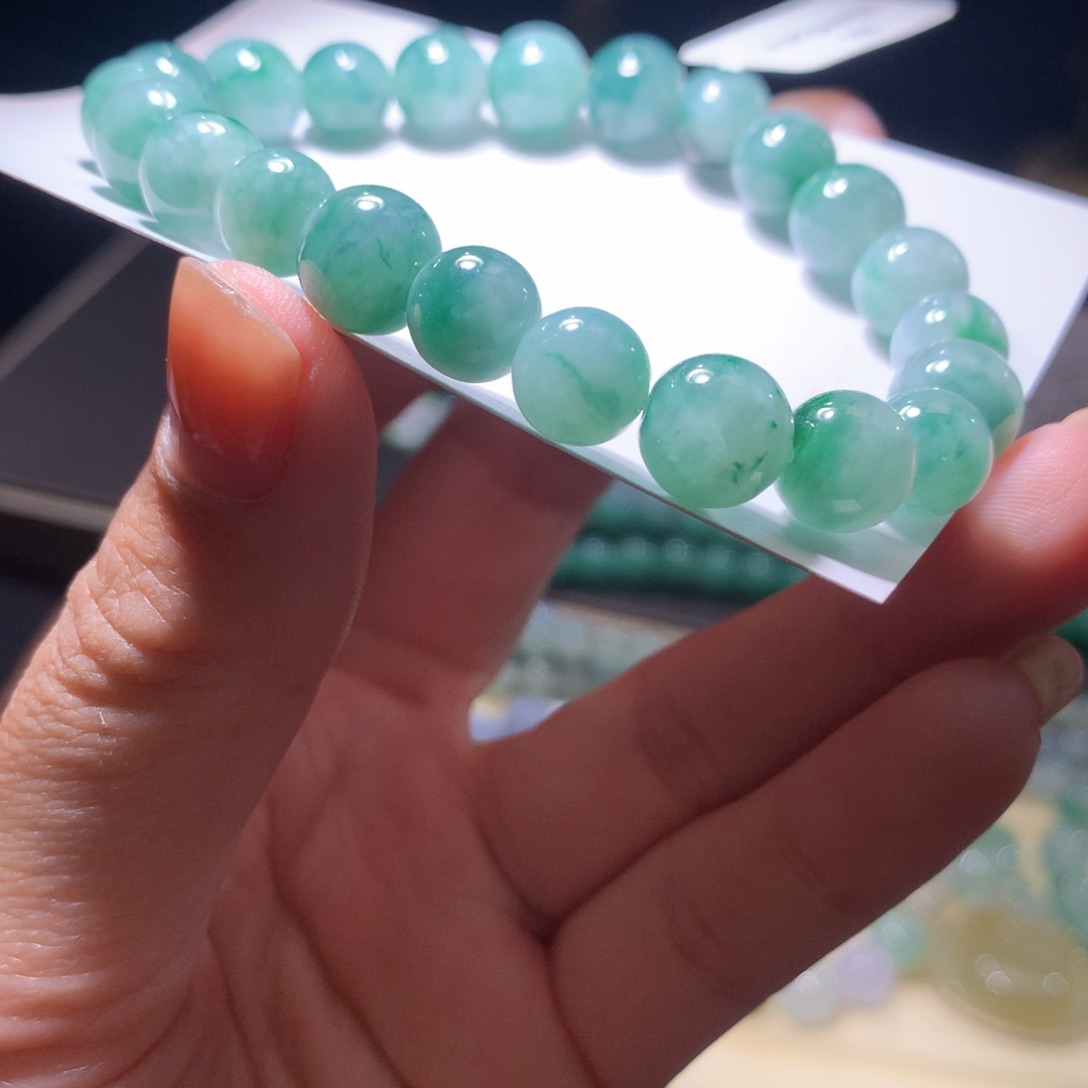 未镶嵌定制翡翠卡8+