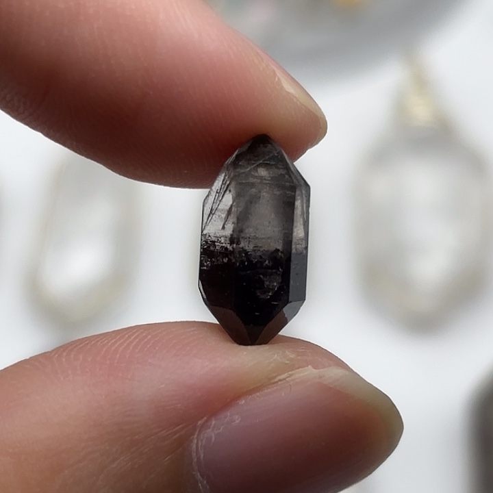 颈饰水晶未镶嵌闪灵钻14mm+