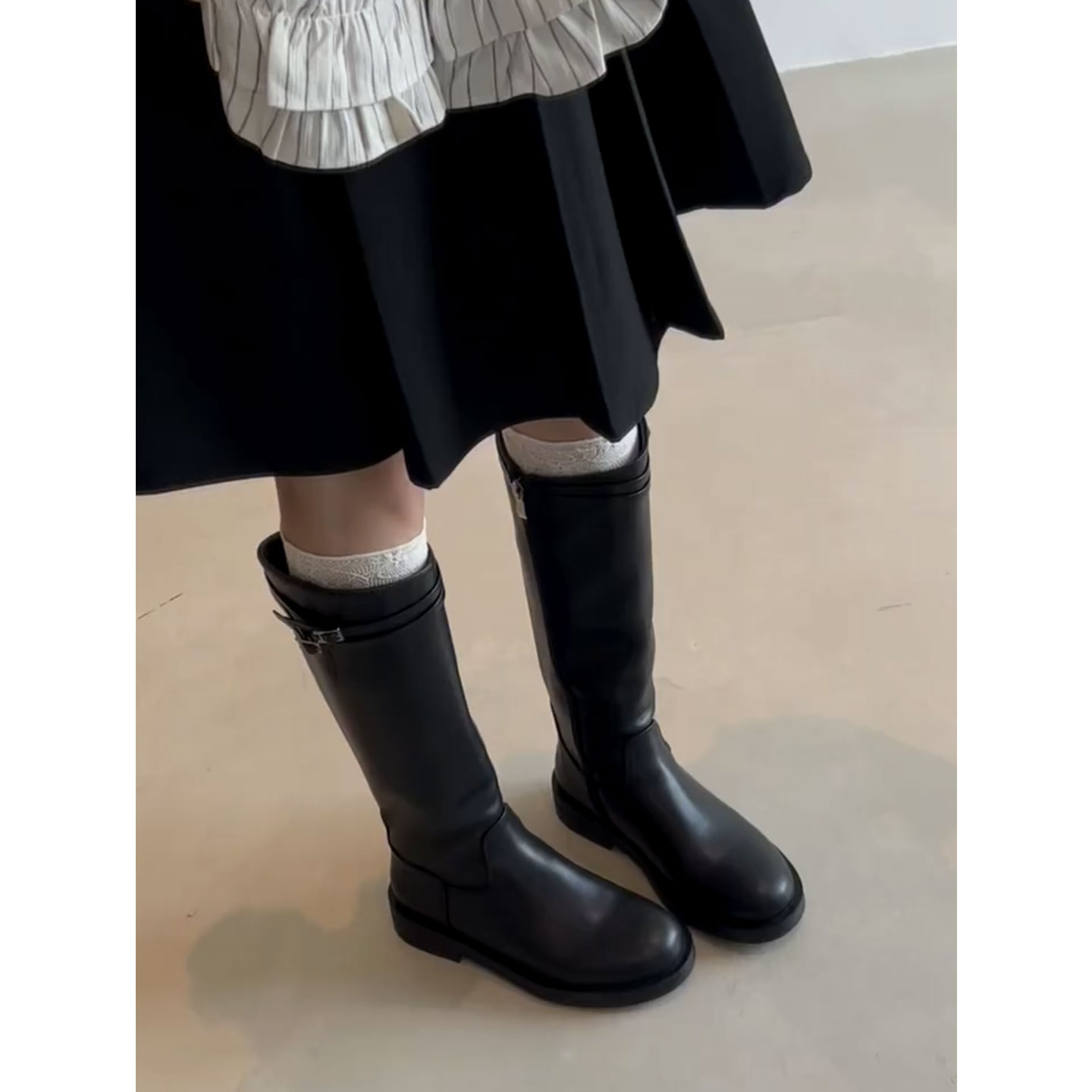 复古黑色骑士靴女长筒靴2025秋冬新款圆头粗跟皮带扣百搭机车长靴