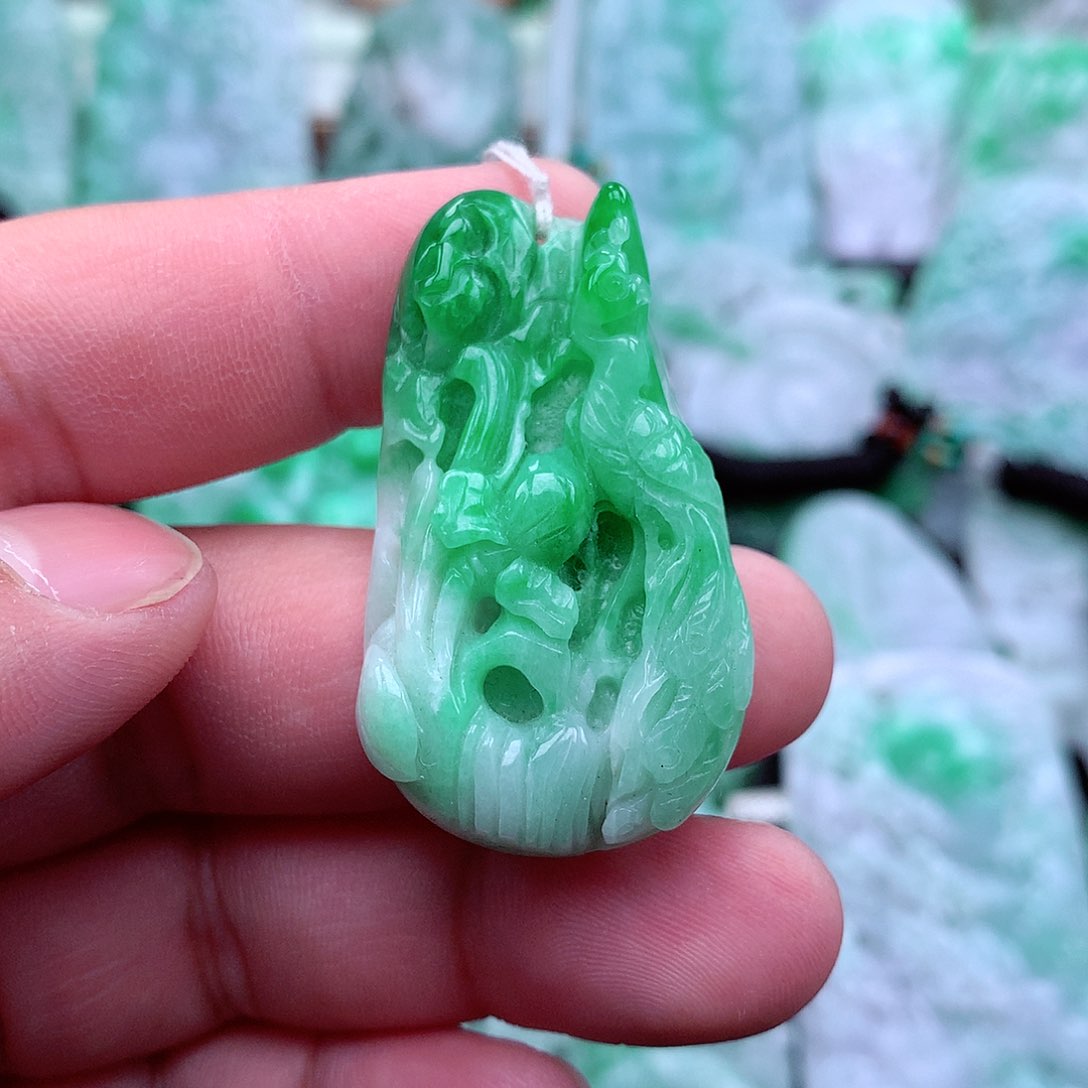 翡翠吊坠(不含链)未镶嵌