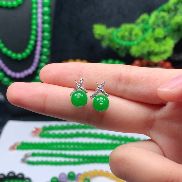 …***…卡8 耳坠一对一物一证