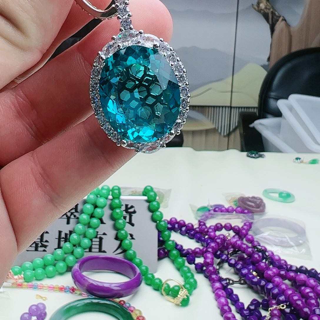 蓝宝石吊坠(赠链)14K金镶嵌