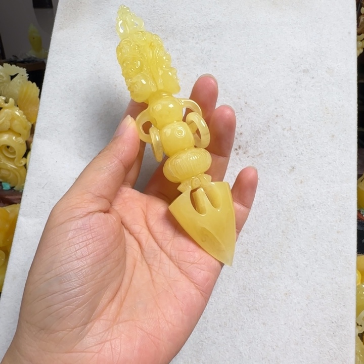 未镶嵌蜜蜡珠宝奇石