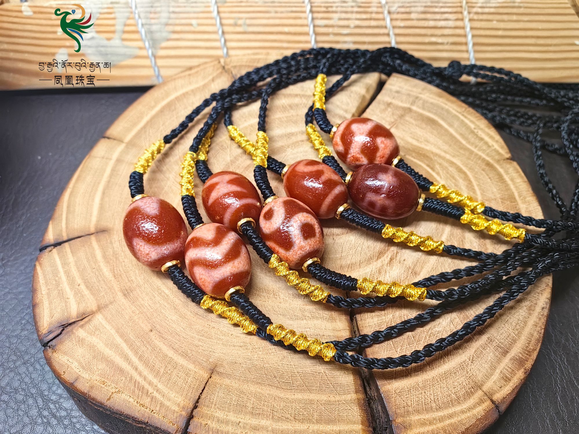 美鸿红肉玛瑙天珠时尚百搭锁骨链多图腾可选