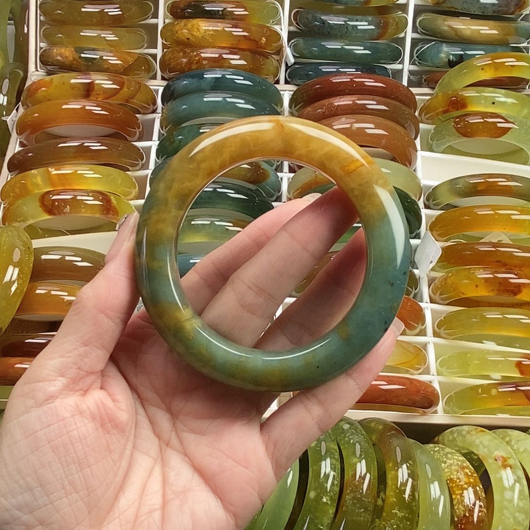 未镶嵌蛇纹石玉手镯58