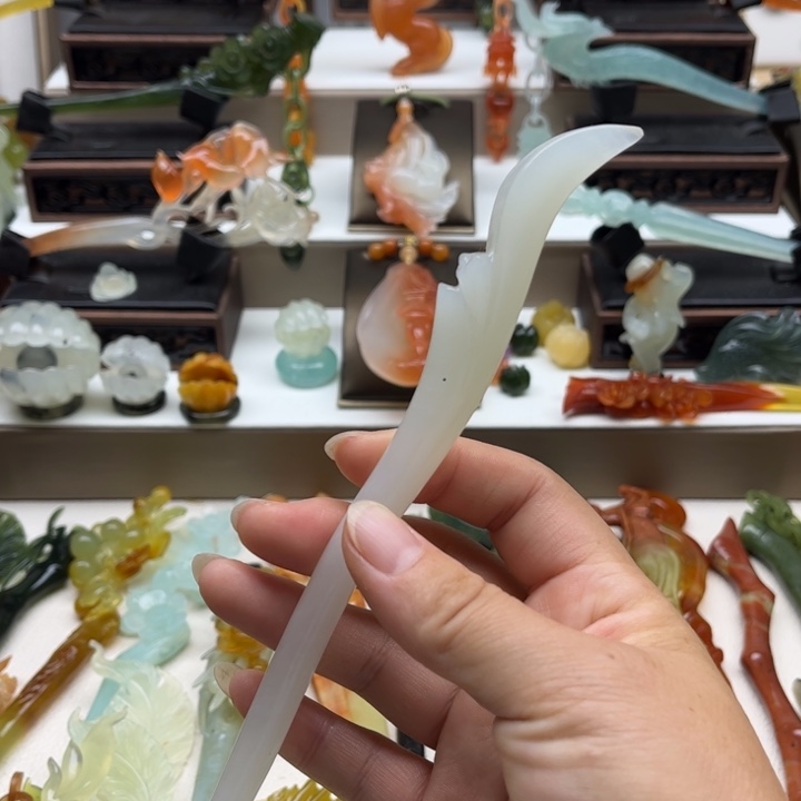 蛇纹石玉未镶嵌发饰