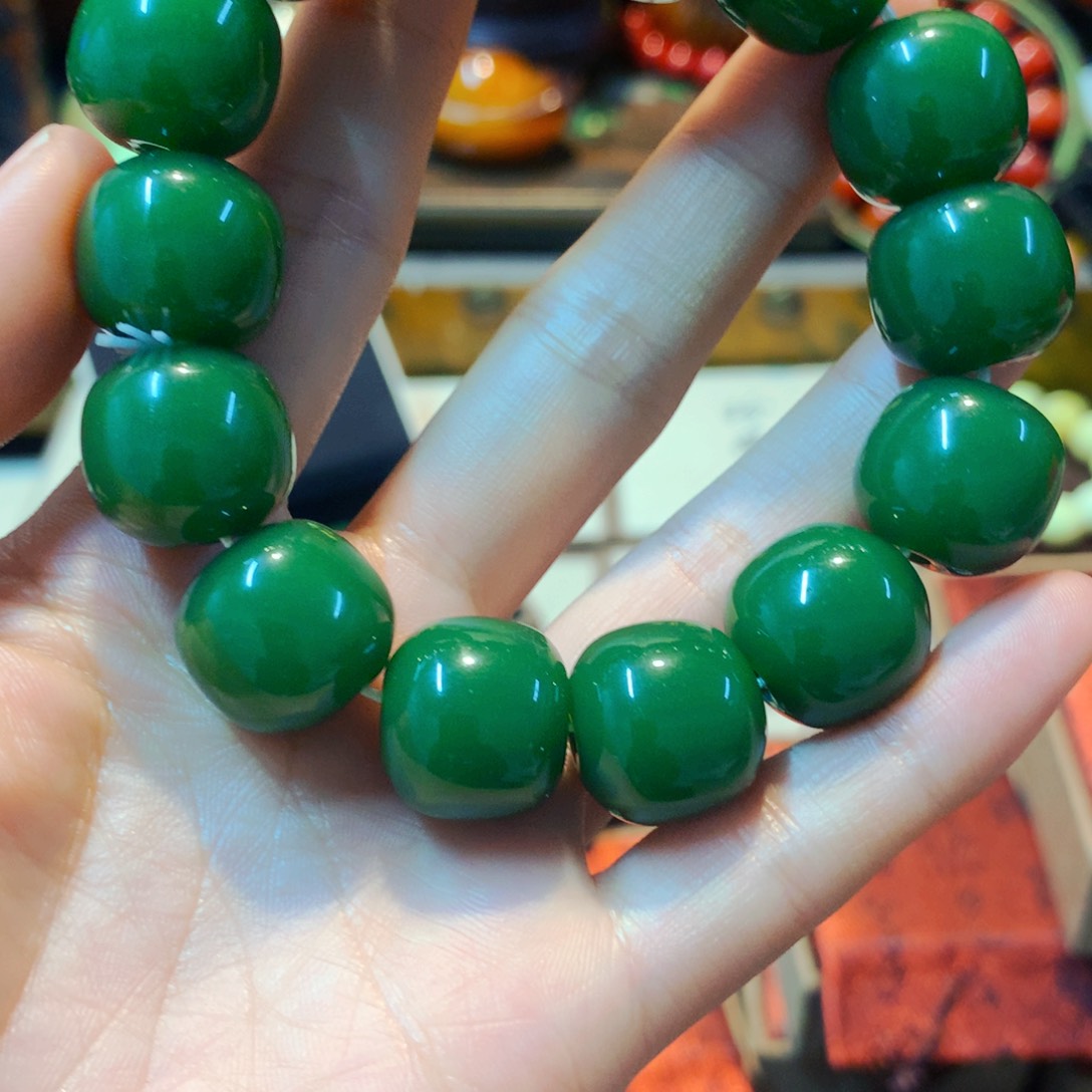 和田玉（碧玉）颈饰未镶嵌