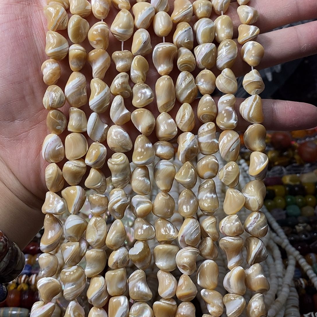 石英质玉未镶嵌，马蹄螺石头珠10×12mm大颗粒，