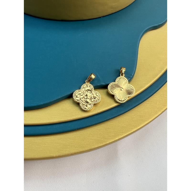 碎冰冰四叶草吊坠 百搭礼物