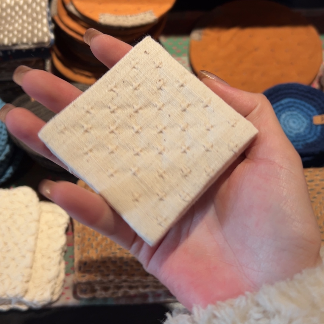 瓷片陶瓷。     陶瓷。   