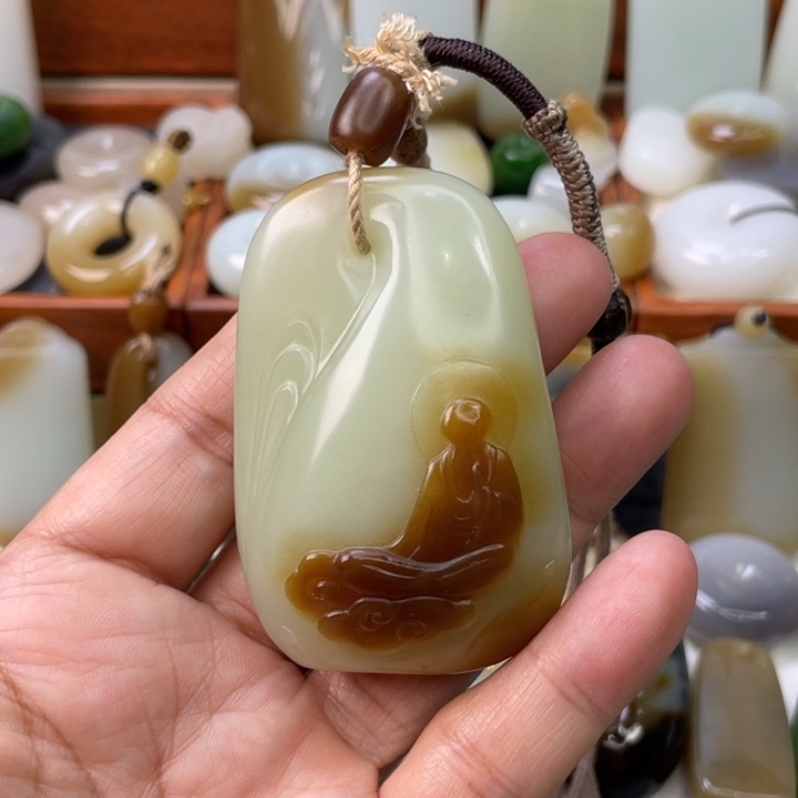 和田玉未镶嵌颈饰