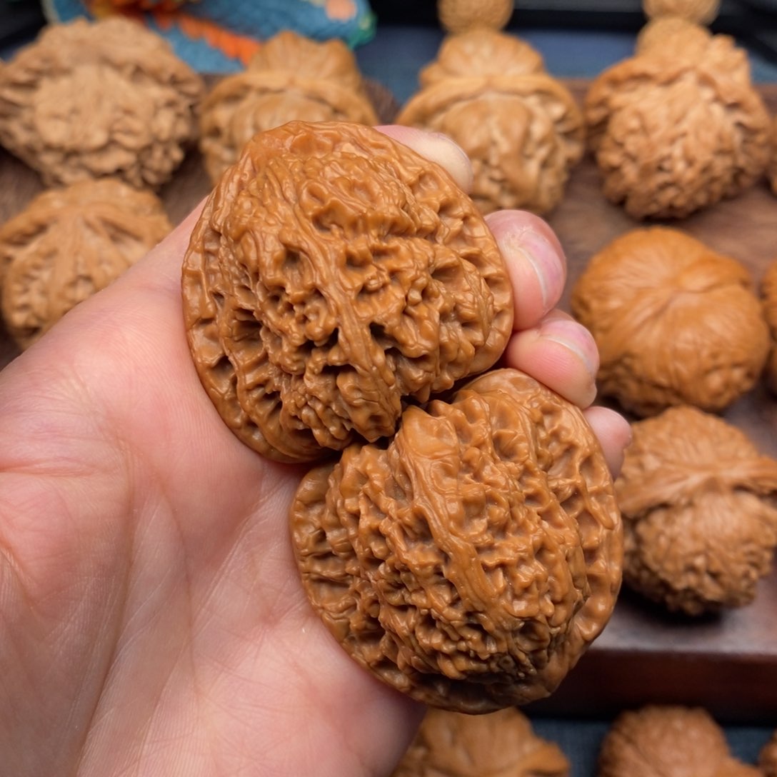 文玩核桃把件41全品精配，涿鹿南疆