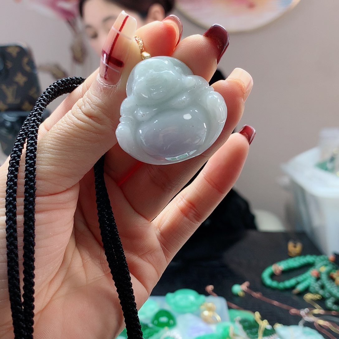 【闪购商品】翡翠吊坠(赠链)合金