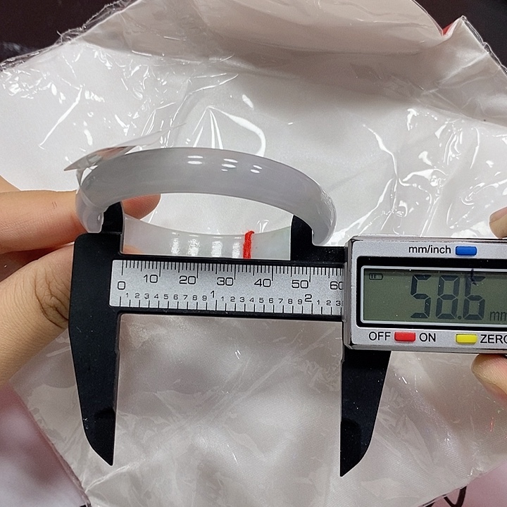 翡翠手镯未镶嵌504 