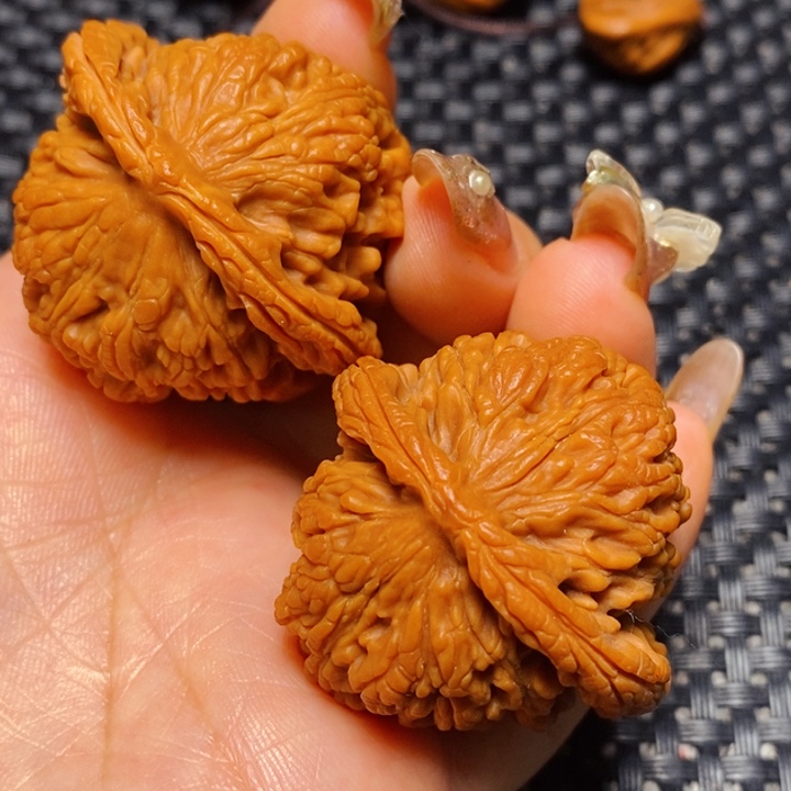 文玩核桃把件秦岭核桃11