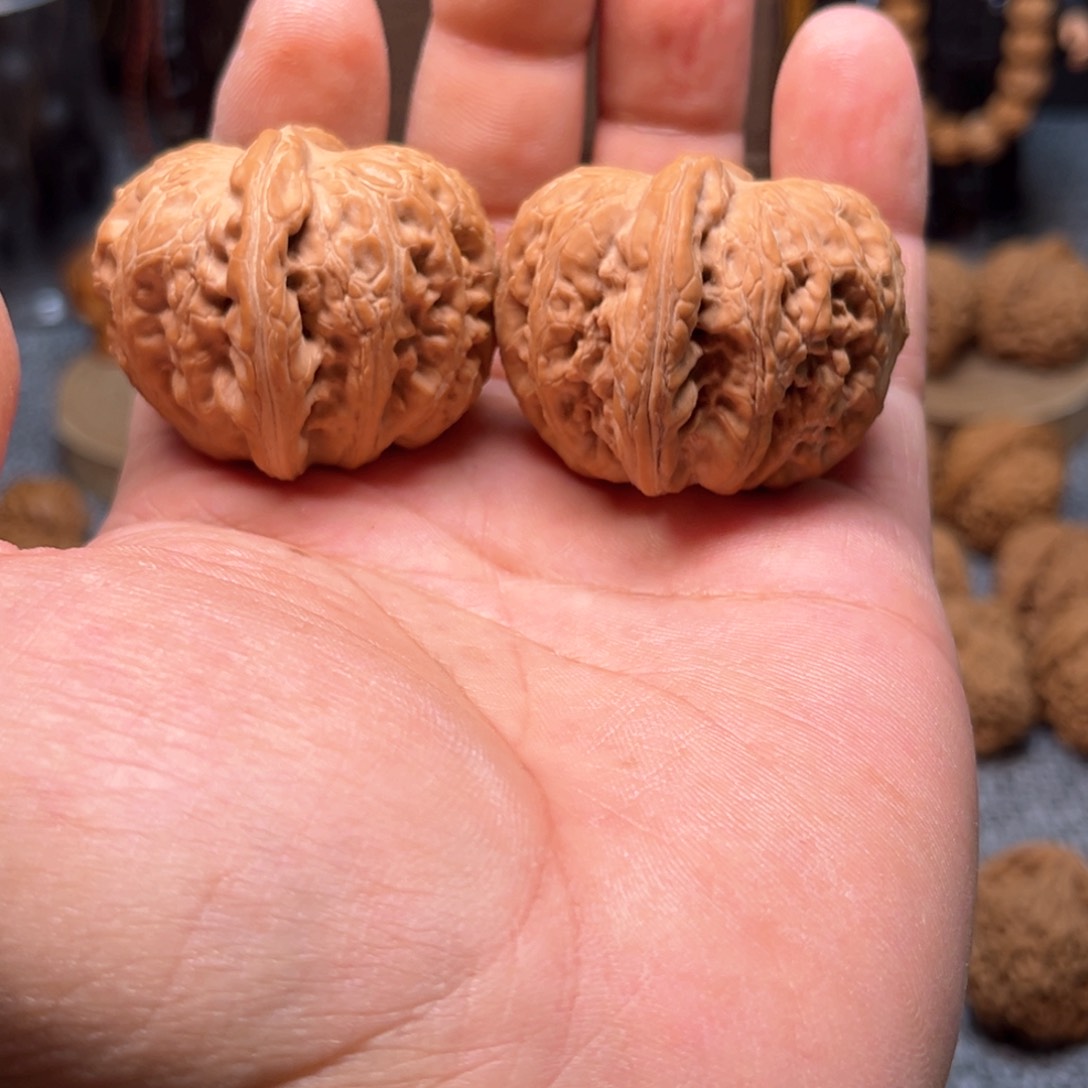 文玩核桃把件全品元宝