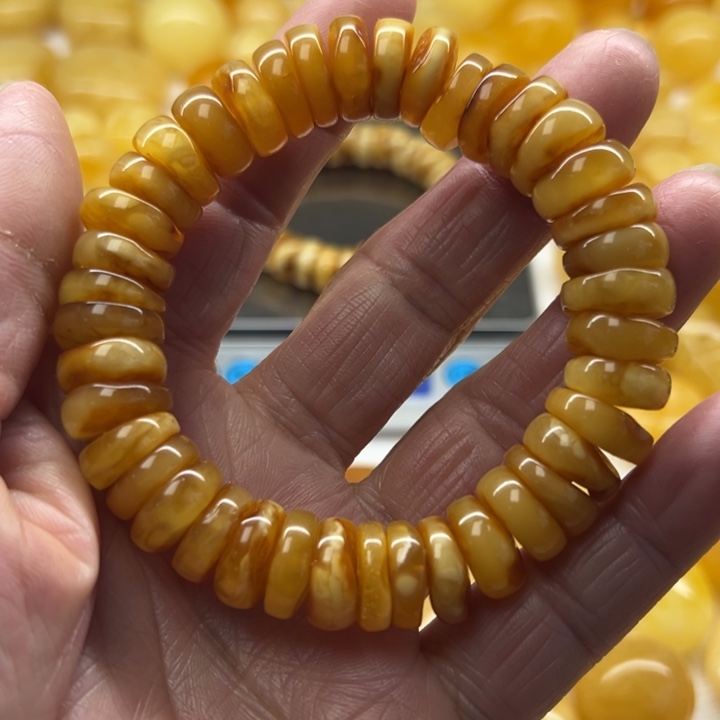 琥珀（矿物珀）未镶嵌裸石