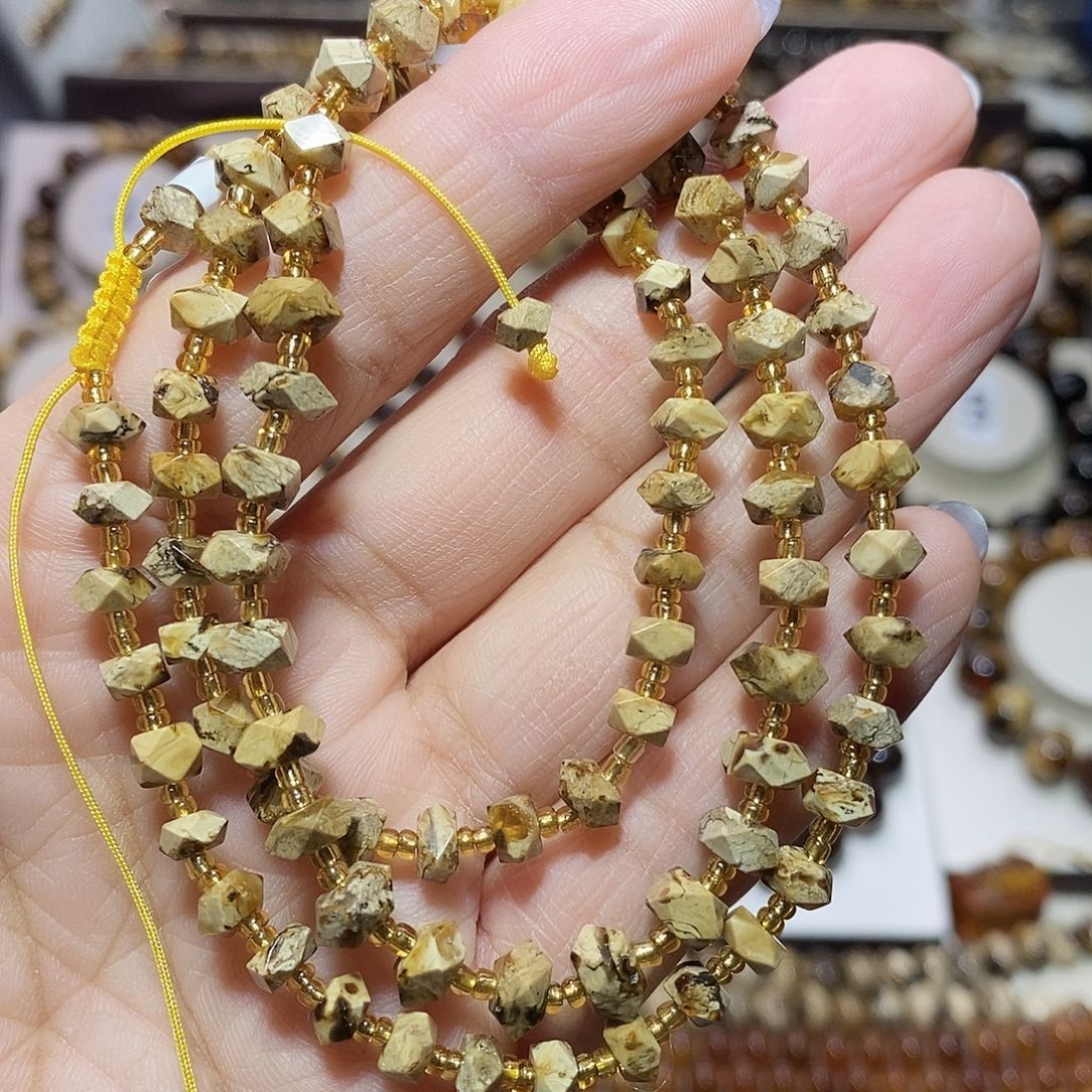 琥珀未镶嵌裸石八棱