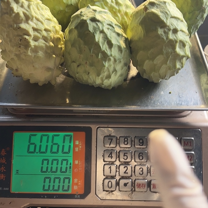 珍珠芭乐凤梨释迦6斤