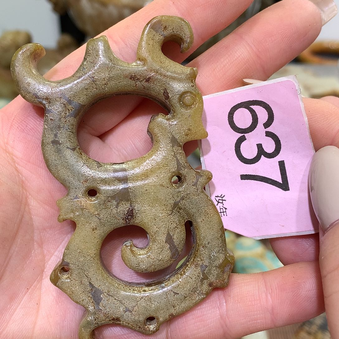 颈饰未镶嵌和田玉