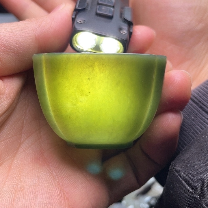 和田玉（青玉）和田玉茶杯未镶嵌
