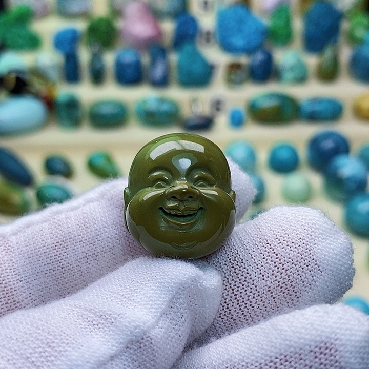 绿松石配饰未镶嵌