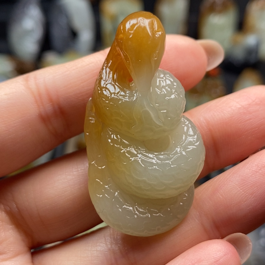 和田玉挂件未镶嵌