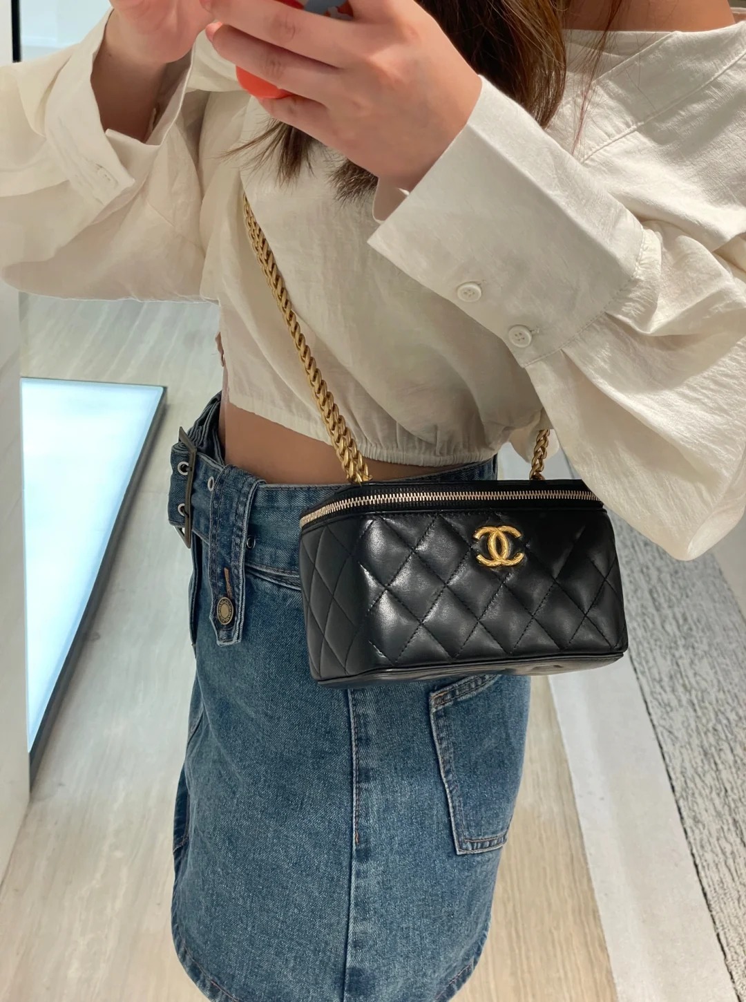 99新 Chanel/香奈儿 23b金柱长盒子黑金羊/99新/优选