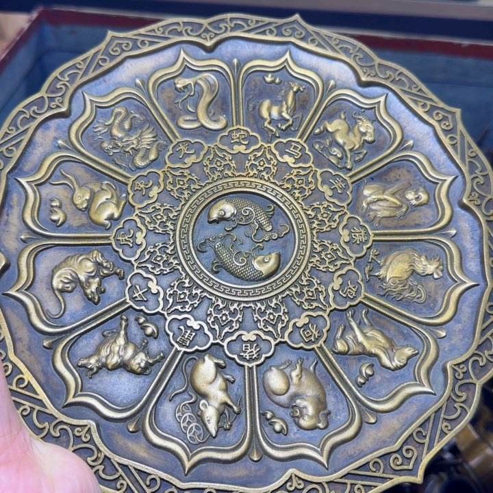 铜器把玩摆件链接