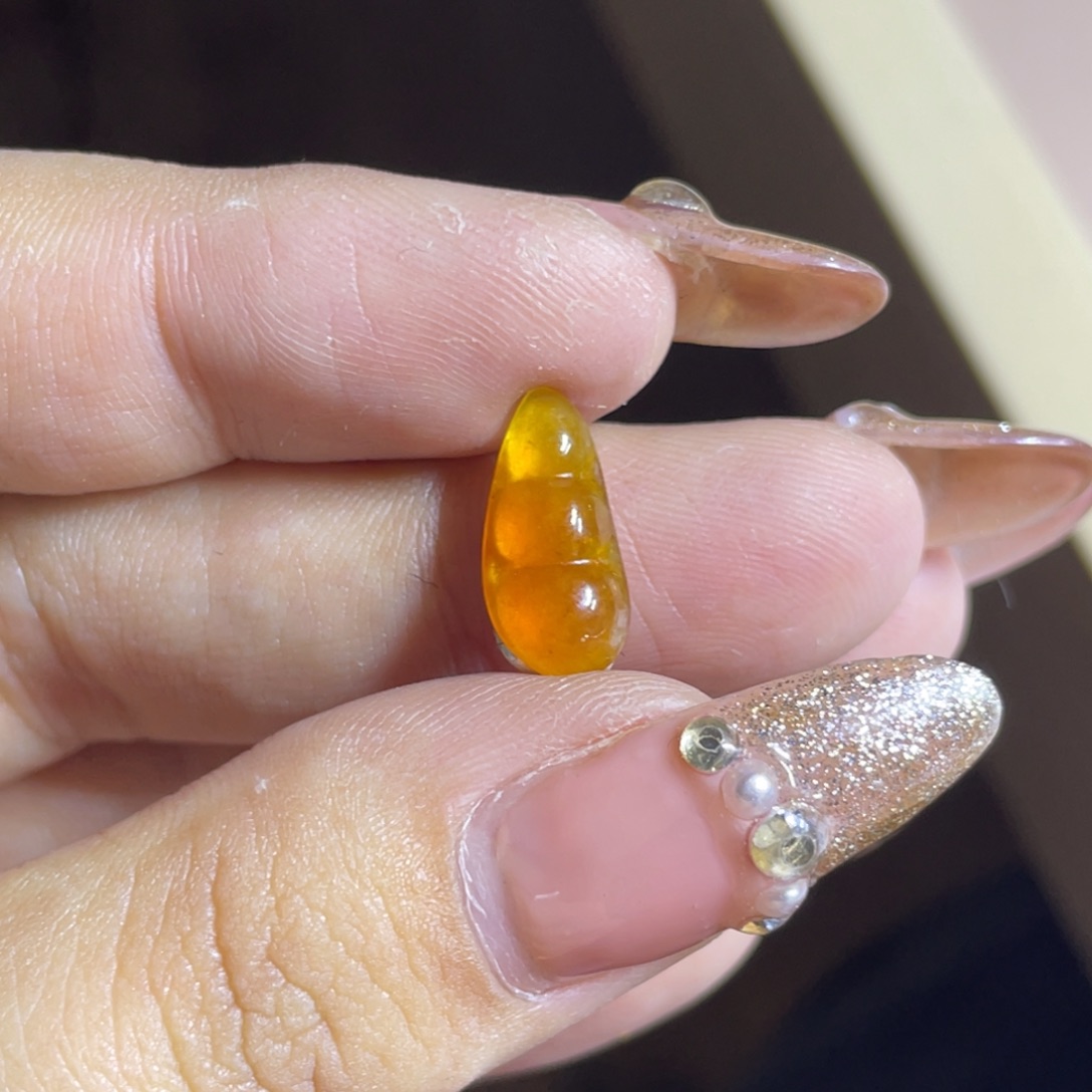 定制翡翠未镶嵌豆子