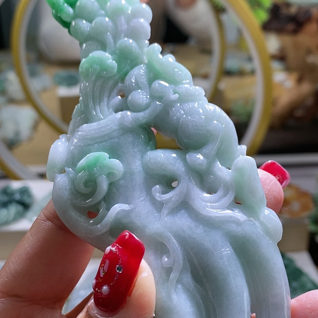 【闪购商品】翡翠颈饰未镶嵌人生