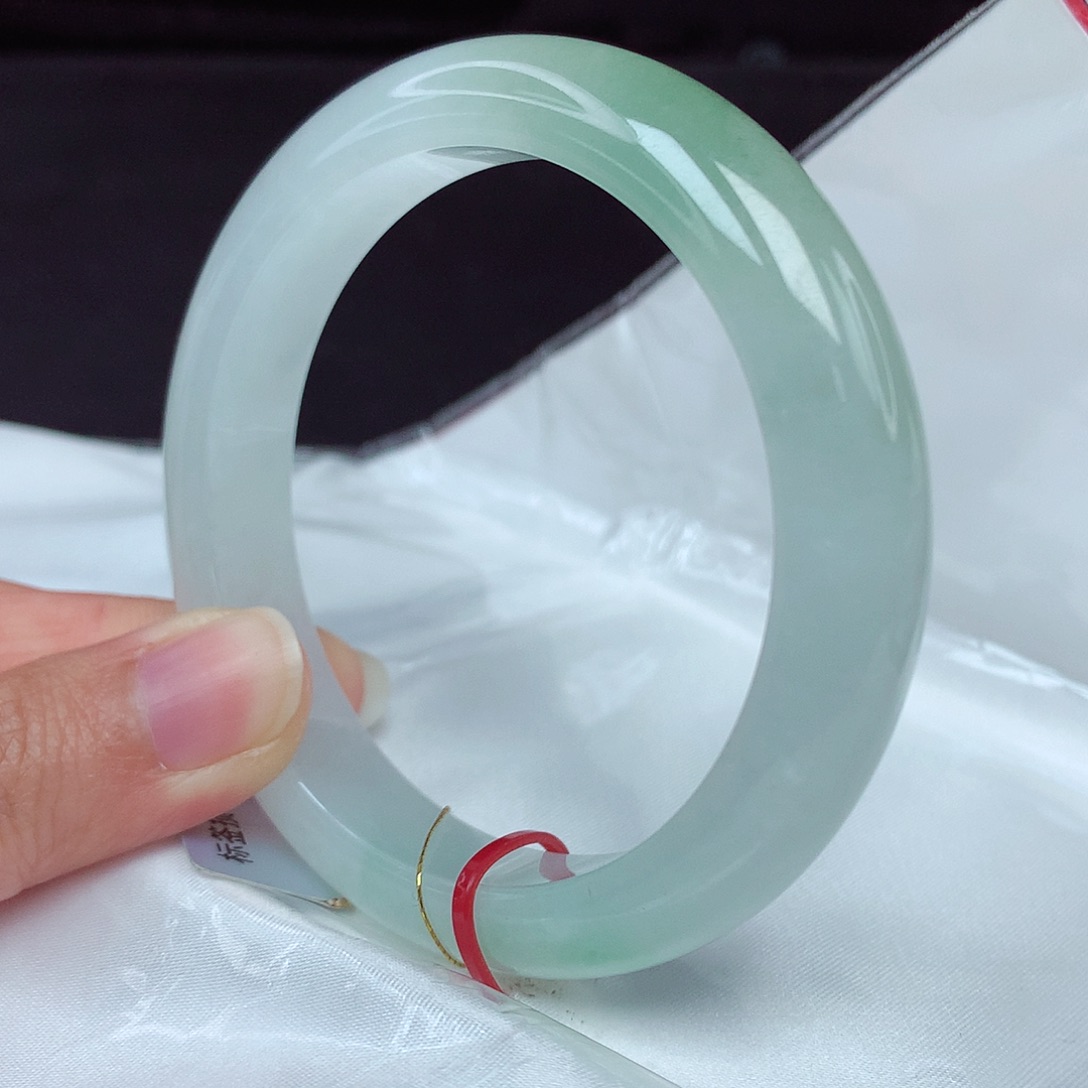 翡翠手镯未镶嵌糕*圆58圈0826