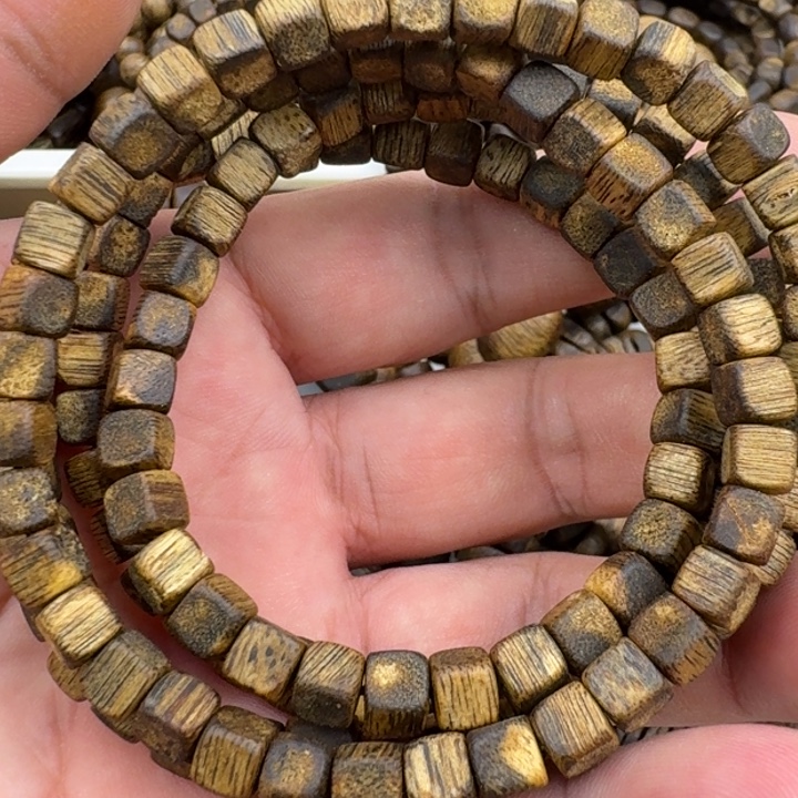 手串沉香张勺子手串15克