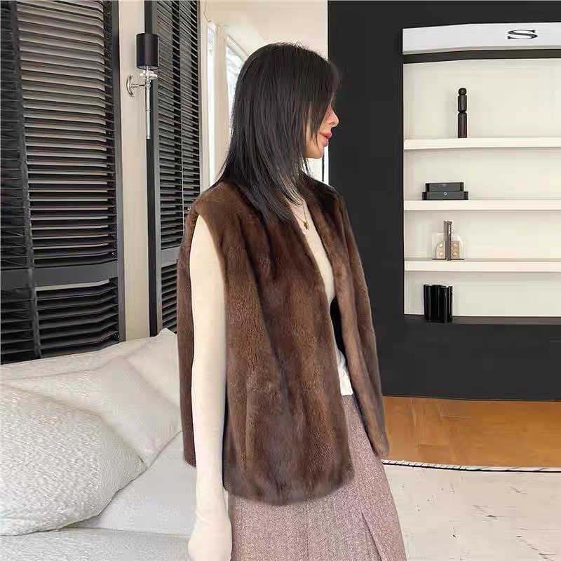 人造皮草 新款时尚保暖环保貂绒貂皮马甲外套外穿防寒