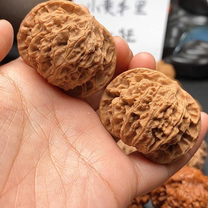 文玩核桃吊坠芭蕉扇42尺