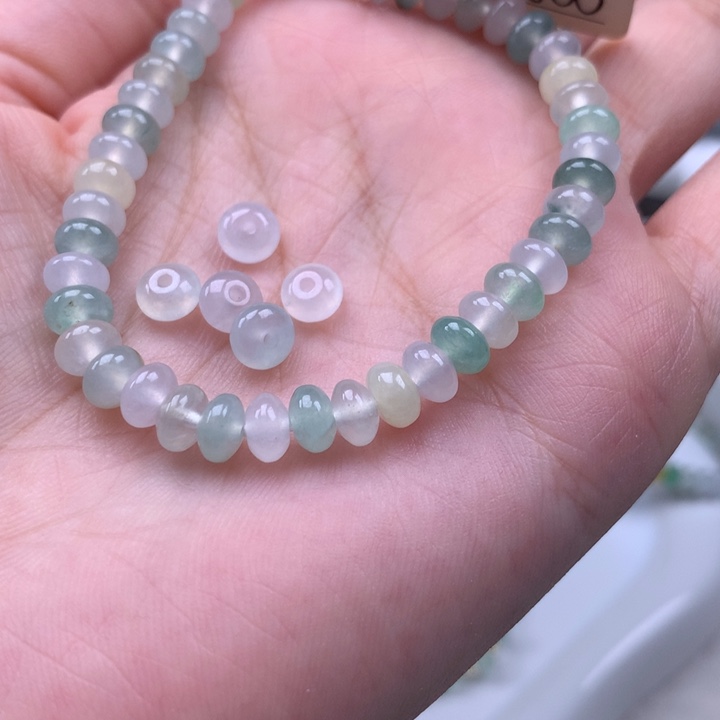 翡翠散珠Z***2鼓珠手串