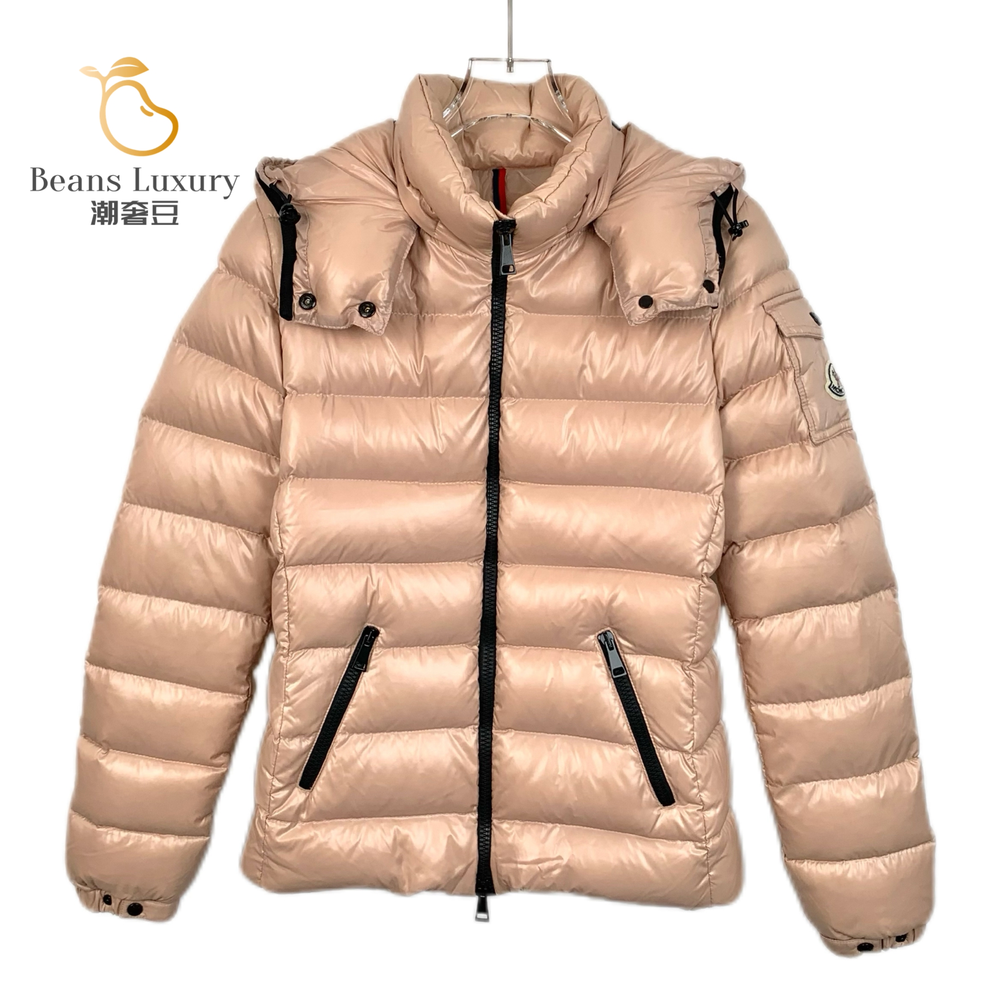 99新 MONCLER 徽标贴饰连帽绗缝羽绒服/H12361 