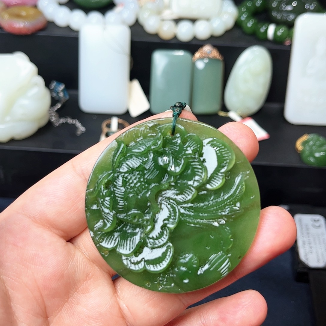 和田玉未镶嵌吊坠(不含链)