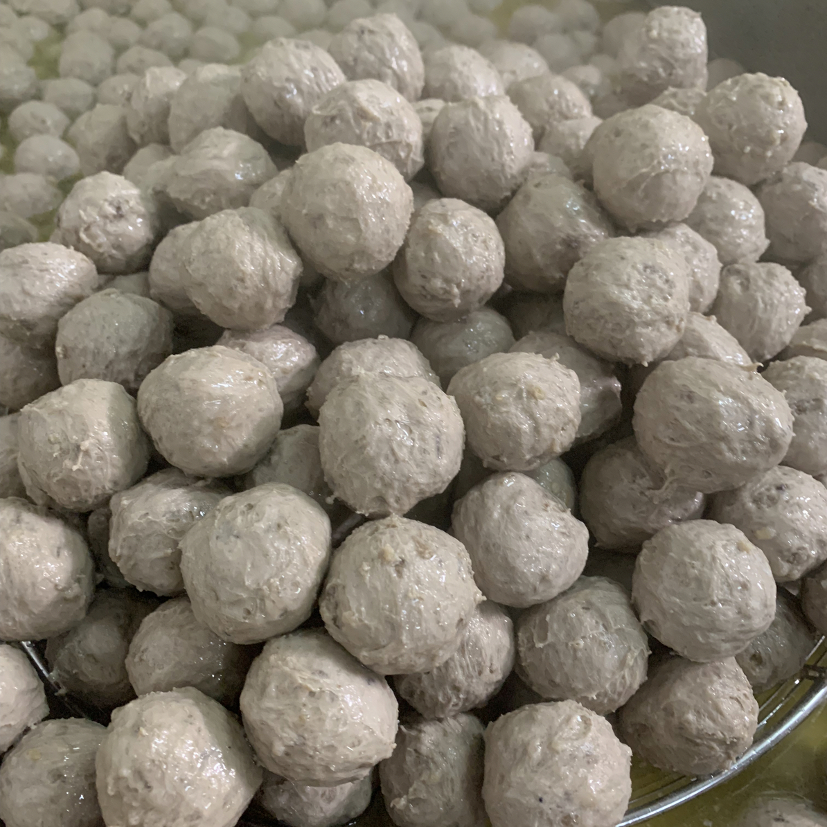 正宗潮汕头特产手工打牛筋丸牛肉丸潮州火锅烧烤麻辣烫食材批发