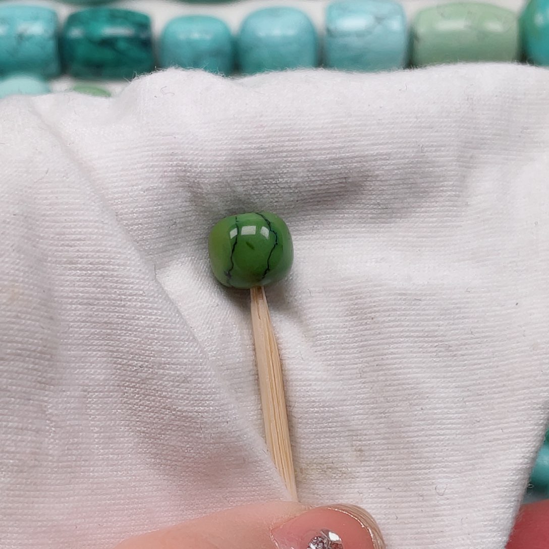 绿松石配饰未镶嵌大*.