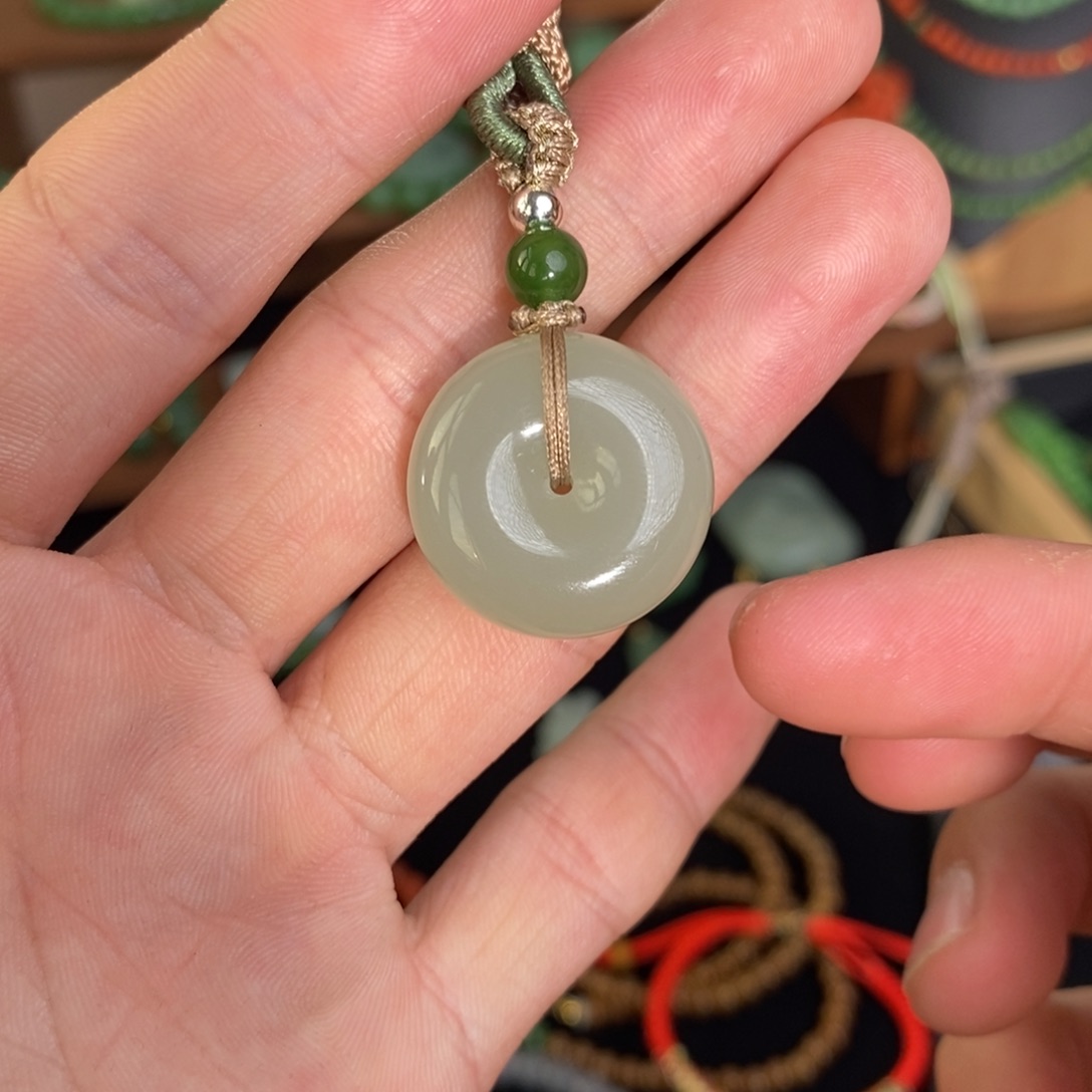 和田玉吊坠(不含链)未镶嵌晴水平安扣